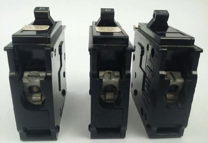 CROUSE HINDS MP130 CIRCUIT BREAKER 1P 120/240VAC 30A TYPE MP (LOT OF 3)3
