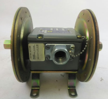 SQUARE D , DIFFERENTIAL PRESSURE SWITCH , 9012, AGW-1, SERIES B 1