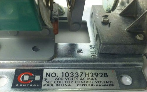 CUTLER HAMMER 10337H292B, 10934H2A, PNEUMATAC TIMER, 600V,240V COIL,TYPE PN, NEW2