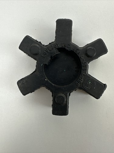 LOVEJOY L100 JAW SPIDER -BUNA-N SPIDER/L100 HUB (LOT OF 3)1