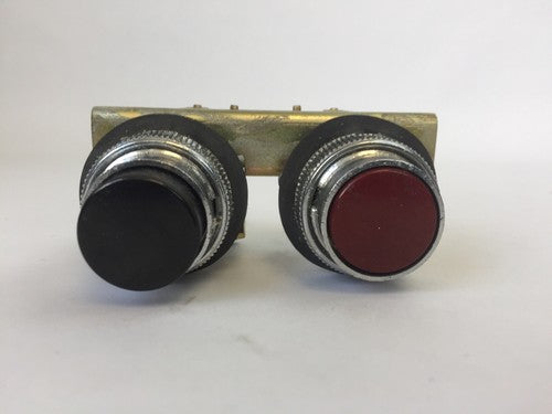 WESTINGHOUSE OT1 ASSEMBLY BLACK-RED MAINTAINED CONTACT PUSHBUTTON 506C933G010