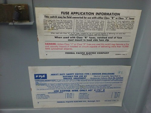 FPE 1336R FUSIBLE SAFETY SWITCH 3P, 30A, 600VAC, 3 WIRE, 3 BLADES, 20HP 4