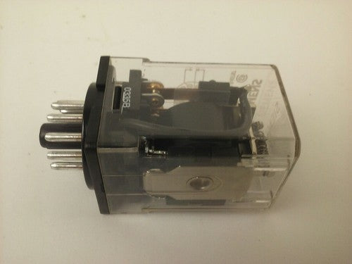 SIEMENS 3TX7120-1FB03 PLUG IN  10A@120V, 10A@240V, 1/3HP@120V, 1/2HP@240V, 12VDC3