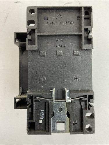 SIEMENS 3RT1336-1AC20 CONTACTOR 60A 60VAC 3PH 15HP COIL 24V 50/60HZ5