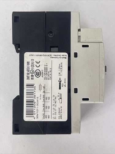 SIEMENS 3RV1011-0GA15 MOTOR PROTECTION 600VAC 1/2HP 8.2A TRIP 0.45-0.63A2