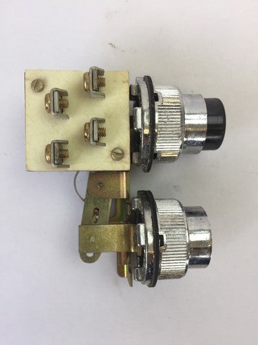 WESTINGHOUSE OT1 ASSEMBLY BLACK-RED MAINTAINED CONTACT PUSHBUTTON 506C933G013