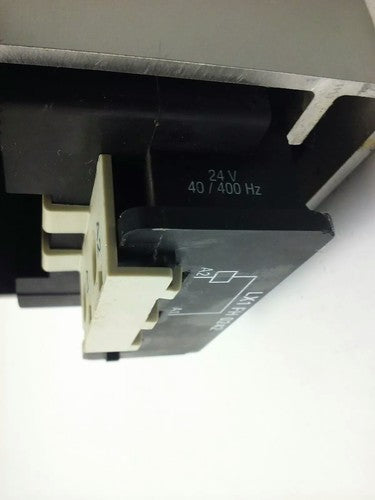 TELEMECANIQUE LC1F330 CONTACTOR, 3PH, 600V, 370A, 250HP, W/ 24V 40/400HZ  COIL11