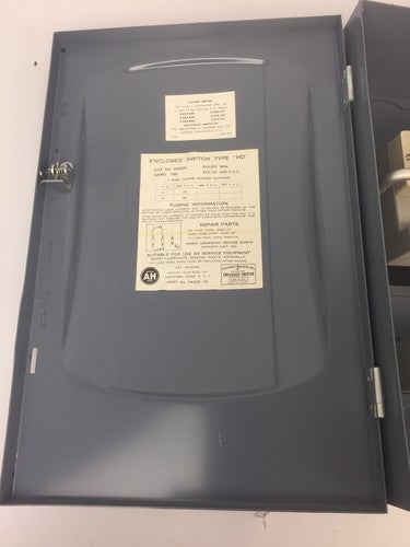 ARROW HART 24229 FUSIBLE HD SWITCH 3SN POLES 100AMP 240VAC 15HP NEMA 1 ENCLOSURE7