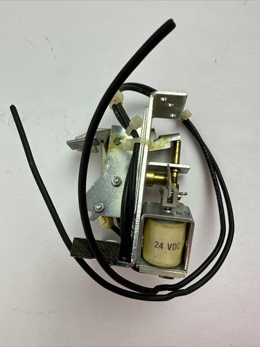 GE TKMASTA8 SHUNT TRIP 24VDC0