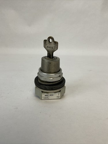 ALLEN BRADLEY 800T-H33 SER T SELECTOR SWITCH NEMA TYPE 4, 130