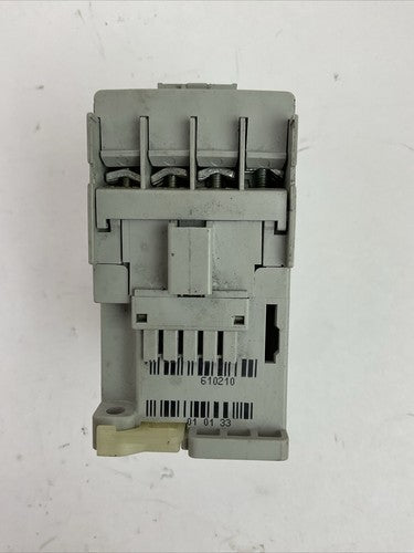 ALLEN BRADLEY SERIES A 100-C09*10 CONTACTOR W/ 110V 50Hz 120V 60Hz COIL1