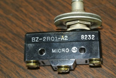 MICROSWITCH BZ-2RQ1-A2 LIMIT SWITCH + 3PA1 HOUSING - NEW SURPLUS1