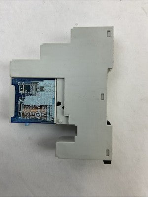 ALLEN BRADLEY 700-HK32Z24 SER B 24VDC RELAY 700-HN222 SER B 8A 300V RELAY BASE3