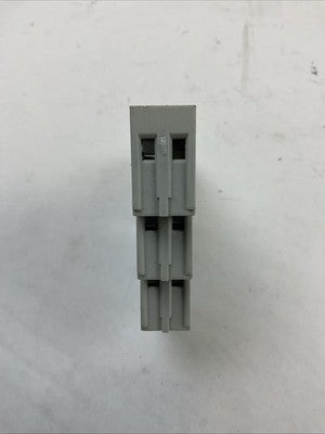 ALLEN BRADLEY 700-HK32Z24 SER B 24VDC RELAY 700-HN222 SER B 8A 300V RELAY BASE4