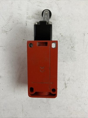 ALLEN BRADLEY 440P-MSLS11E GUARD MASTER LIMIT SWITCH4