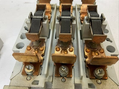 ALLEN BRADLEY 100S-D115EN22BC CONTACTOR SER B 100-DFSV500 SER A 380...500VAC9