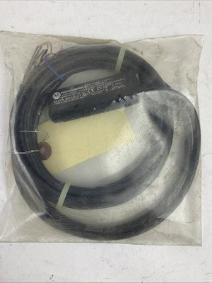 ALLEN BRADLEY 42SRU-6002 SER B 10-30VDC 1 WATT PHOTO SWITCH0