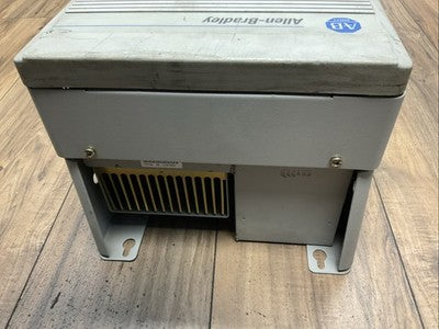 ALLEN BRADLEY 1336F-B030-AA-EN-GM1-HCS2 1336 PLUS SENSORLESS VECTOR DRIVE SER A4