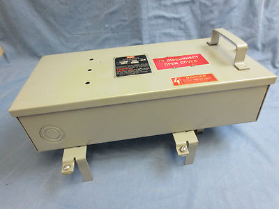 FEDERAL PACIFIC FPE CFP332 FUSIBLE BUS PLUG / SWITCH 30A 250VAC 3-POLE 3HP - NEW0