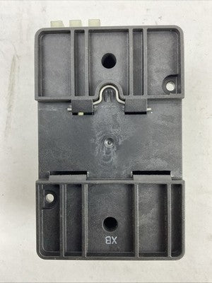 ALLEN BRADLEY 1492-REC15 SER A 15A 125V 50/60HZ DUPLEX RECEPTACLE DIN MOUNT3