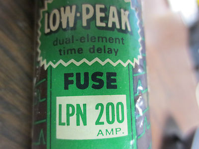 BUSS LPN200 FUSE, LOW-PEAK, DUAL-ELEMENT - CLASS K5 - 200A, 250V1