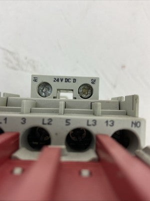 ALLEN BRADLEY STARTER (100S-C09DJ14C (100-C09D*10 +100S-F) + 193-EECB 1.0-5.0A)8