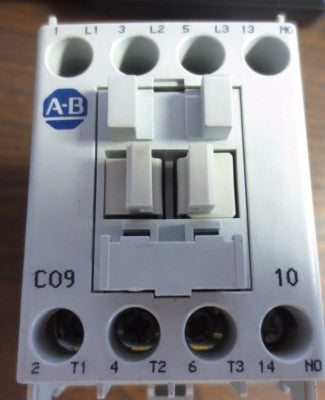 ALLEN-BRADLEY 100-C09D*10 CONTACTOR Ser. A - 24VDC COIL0