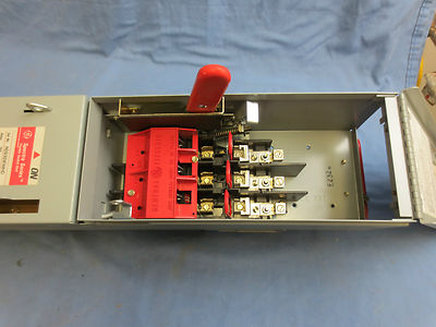 GE ADS32030HD SPECTRA FUSIBLE SWITCH UNIT - 30A 240V 3-POLE - NEW SURPLUS2