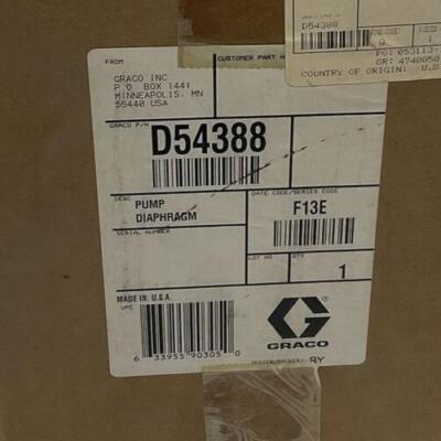 GRACO D54388 PUMP DIAPHRAGM1