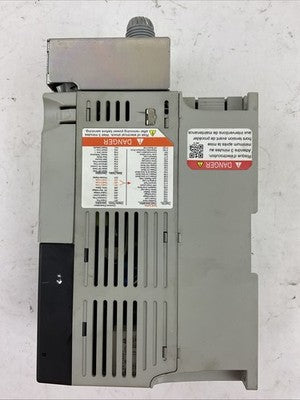 ALLEN BRADLEY 22B-D1P4N104 AC DRIVE SER A FRN: 6.02 POWER FLEX 40 0.4kW/0.5HP5