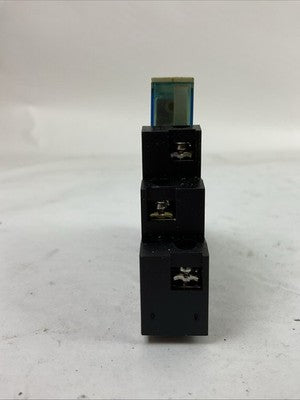 ALLEN BRADLEY 700-HN-121 SER A RELAY SOCKET 700-HK36Z24-4 SER B RELAY 24VDC2