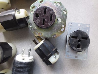 MIXED LOT of ELECTRICAL PLUGS and RECEPTACLES - VERY GOOD - LOT of 183