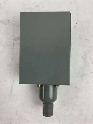 ALLEN BRADLEY 836-C7A PRESSURE CONTROL ADJ RANGE 4-150PSI ADJ DIFF 2-25PSI4
