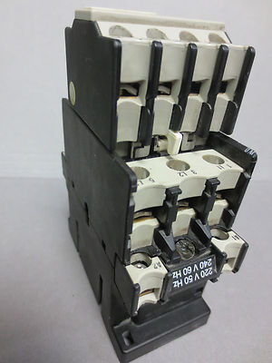 KLOCKNER-MOELLER DIL 0 M + 31 DIL M RELAY / CONTACTOR ASSEMBLY0