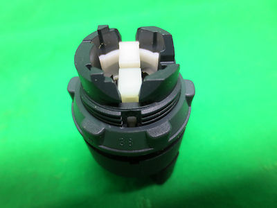 TELEMECANIQUE ZB5AD2 ROTARY SWITCH, SERIES B - NEW SURPLUS1