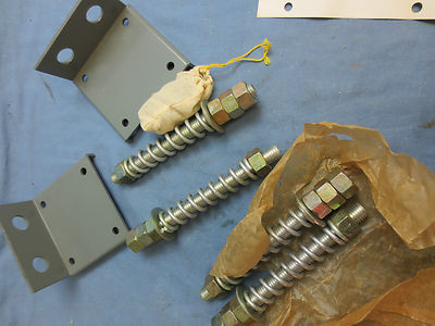 WESTINGHOUSE 2527D78G02 BUS DUCT VERTICAL HANGER ADJ. SPRING LOADED TYPE - NEW1