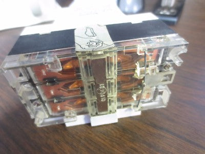 KLOCKNER MOELLER PKZM 1-1.6-NA MANUAL MOTOR STARTER - 1.6A, 660V6