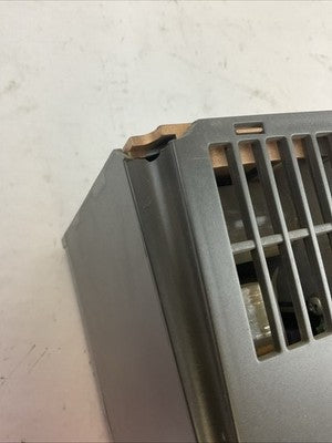 SIEMENS 6SE3216-8CB40 MICROMASTER VECTOR AC DRIVE 2.0HP 1500W 230VAC 7.40A3