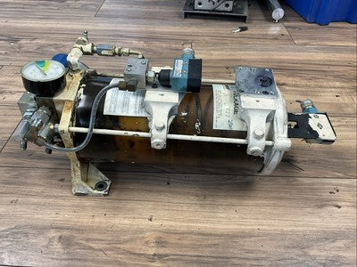 GRACO TRABON 563304 PUMP ASSEMBLY AL 52