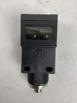 ALLEN BRADLEY 42GRU-9200-QD SER B PHOTOSWITCH 30VDC2