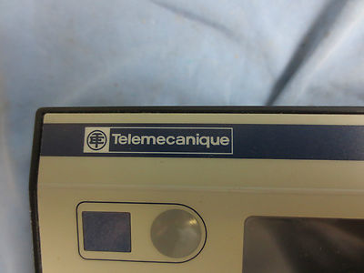 TELEMECANIQUE CCX17 OPERATOR INTERFACE MODULE TCCX1730LW AEG SCHNEIDER LCD5