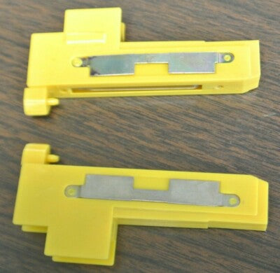 BOX of 2 / CUTLER-HAMMER D40R PB / REED RELAY POLE / N.C. / NEW SURPLUS0