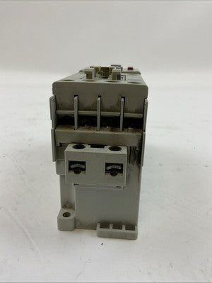 ALLEN BRADLEY STARTER (100-C09*10 CONTACTOR 120V COIL+193-ED1CB RELAY 1.0-5.0A)8
