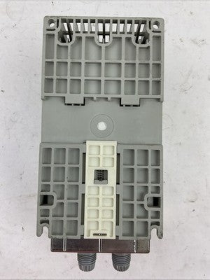 ALLEN BRADLEY 22B-D1P4N104 AC DRIVE SER A FRN: 6.02 POWER FLEX 40 0.4kW/0.5HP4
