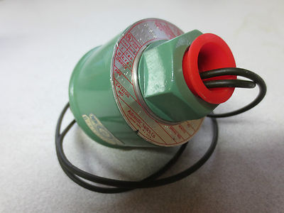 ASCO 8262C54 RED-HAT VALVE 120/60 110/50 1/4" PIPE 6W 25-40psi - NEW SURPLUS0