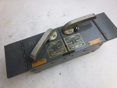 I-T-E V7B3222 TWIN PANELBOARD / VACU-BREAK PANEL SWITCH - 240V, 60A, 3 POLE0