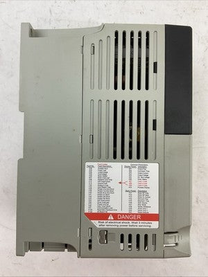 ALLEN BRADLEY 22A-D6P0N104 SER A FRN 3.05 POWER FLEX 4 AC DRIVE 2.2kW 3.0HP6