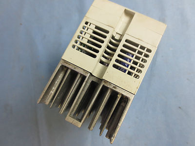 MITSUBISHI FR-E520-0.4K-NA INVERTER - E5004