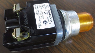 SIEMENS 52PA6G9A ILLUMINATED PUSH-TO-TEST PILOT LIGHT, AMBER Ser. F 120VAC0