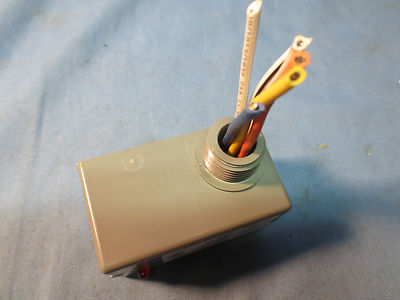 RIB RIBU1C ENCLOSED ISOLATED SPDT RELAY 10A, 120V-AC, 10-30V-DC3